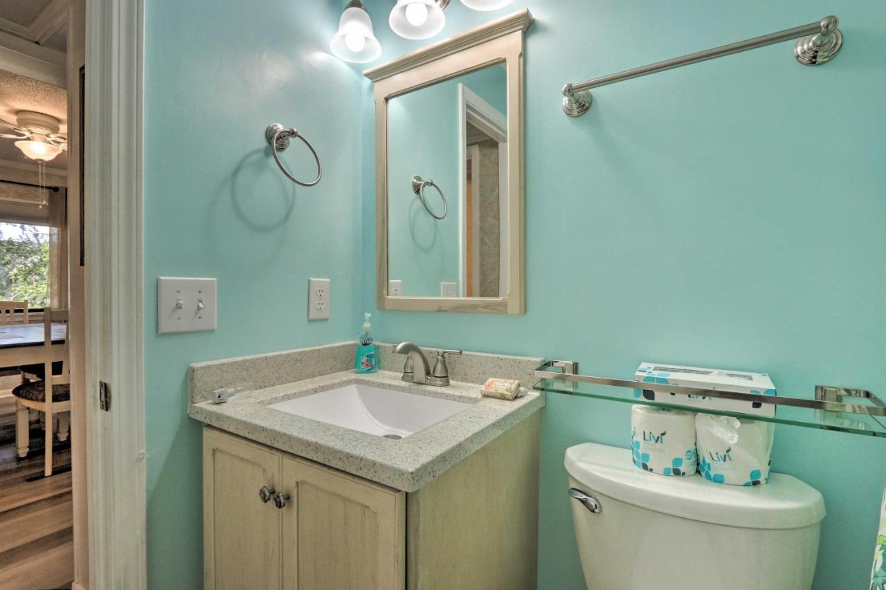 Hilton Head Condo With Balcony And Pool, Walk To Beach Hilton Head Island Eksteriør billede